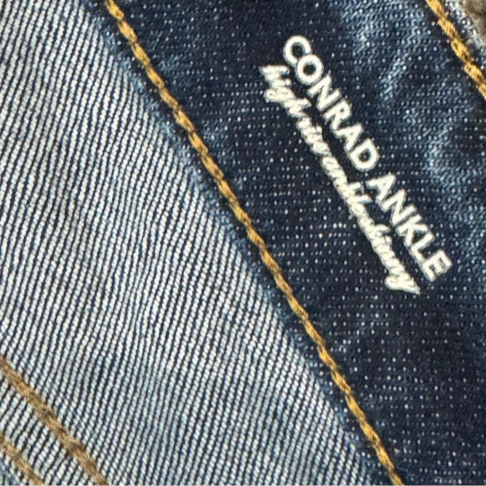 Stylish High Rise Blue Jeans for Women - Picture 4 of 8